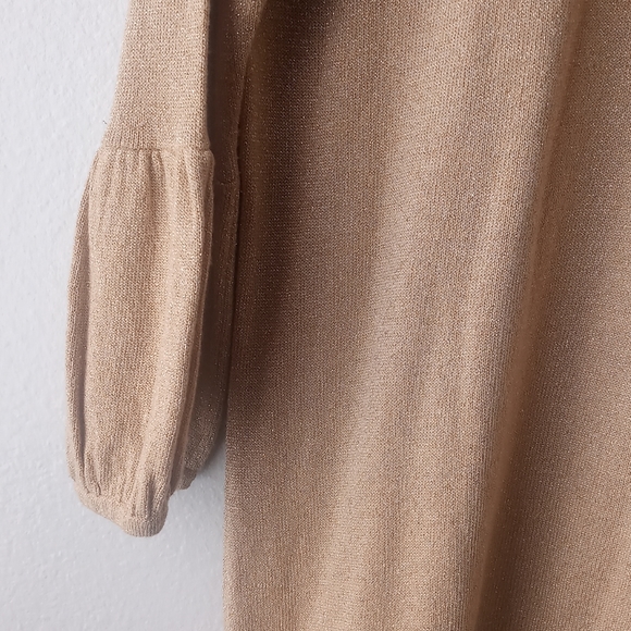 AGB Light-weight Turtleneck Sweater - Picture 9 of 11